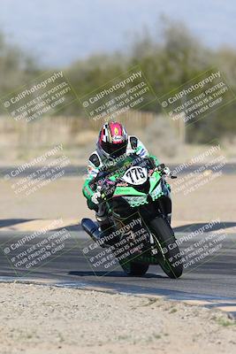 media/Jan-15-2026-Racers Edge (Thu) [[dfebeb70ab]]/2-A Group/Session 5 Turn 2/